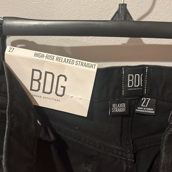 BDG Urban Outfitters High-Rise relaxed straight jeans. Size 27, black - Picture 2 of 6
